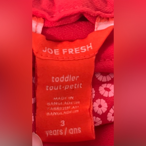 Joe fresh red/orange summer Romper, toddler size 3, flower patter - Picture 6 of 6